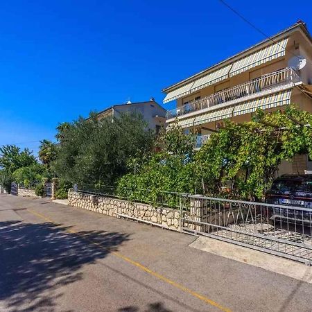 Four-Bedroom Apartment in Crikvenica II Esterno foto