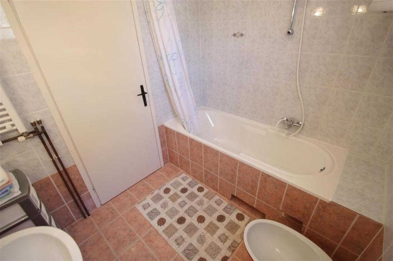 Four-Bedroom Apartment in Crikvenica II Esterno foto