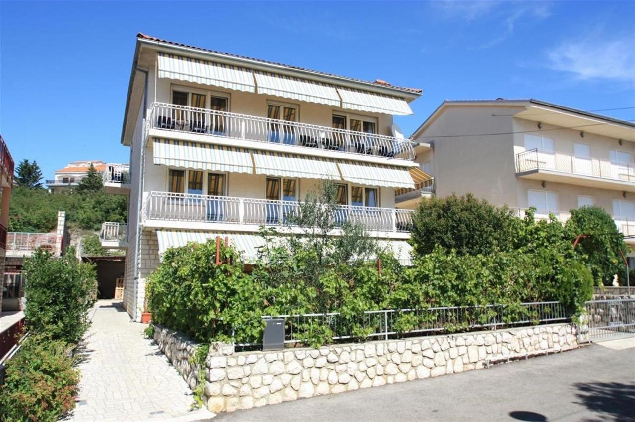 Four-Bedroom Apartment in Crikvenica II Esterno foto