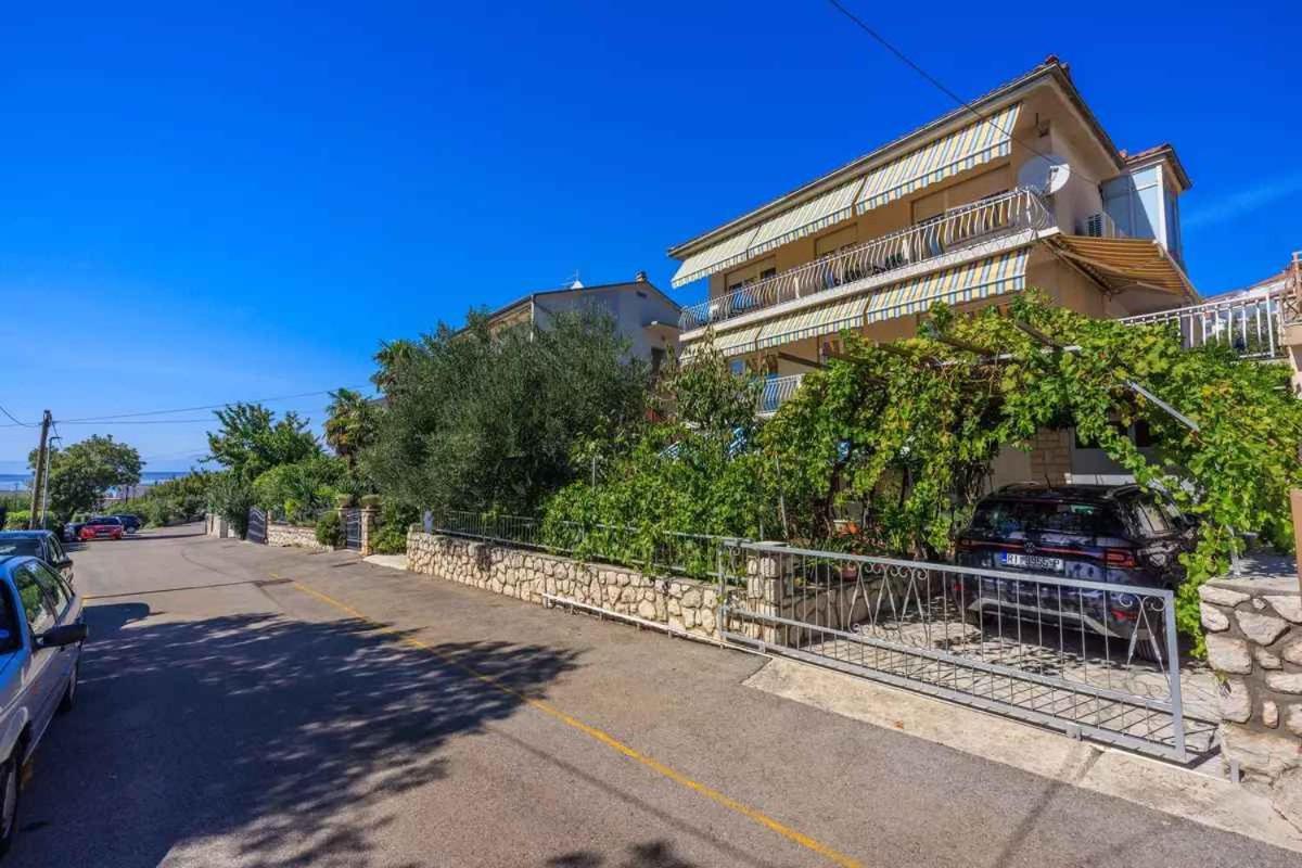 Four-Bedroom Apartment in Crikvenica II Esterno foto