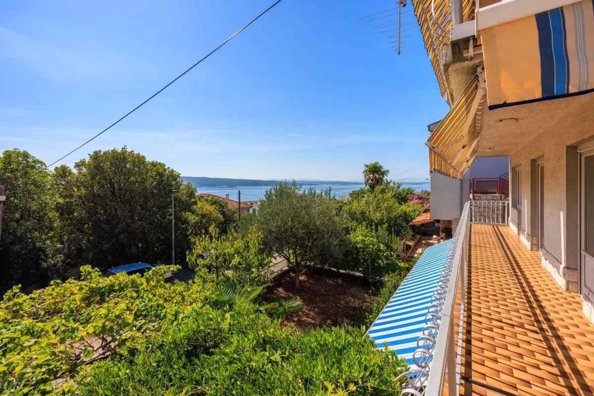 Four-Bedroom Apartment in Crikvenica II Esterno foto