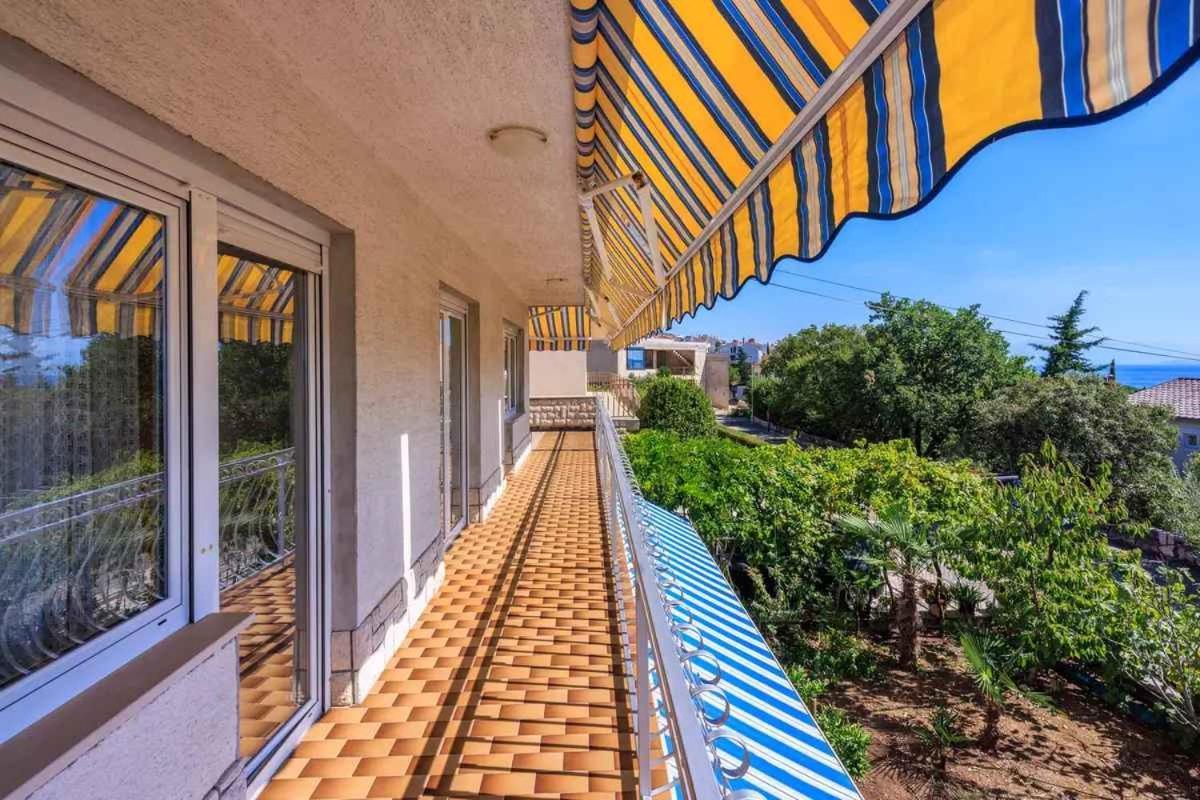 Four-Bedroom Apartment in Crikvenica II Esterno foto