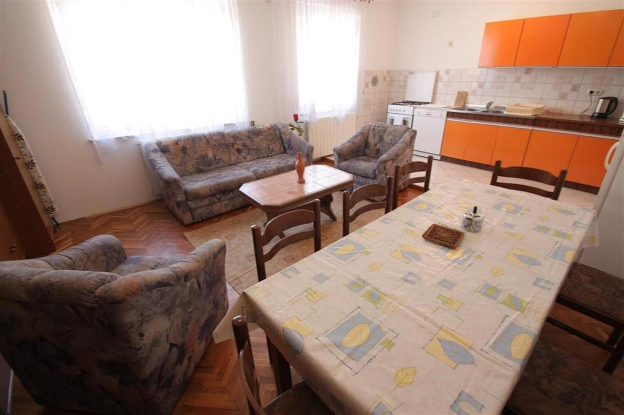 Four-Bedroom Apartment in Crikvenica II Esterno foto